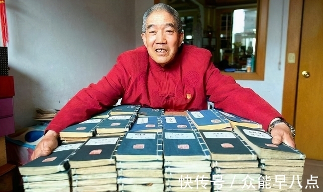 张喜才@农民张喜才:苦练书法50年,用小楷手抄名著400万字,却被批无意义