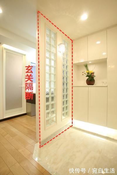 邻居家|够聪明,墙砸空一截,砌45公分高玻璃砖,亮堂2倍邻居天天眼红