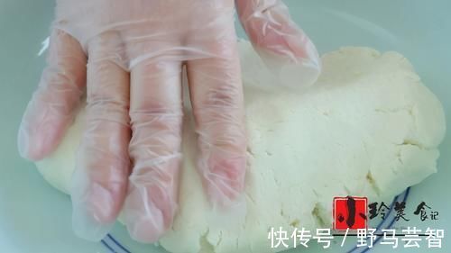 面粉|土豆不要炒着吃了,教你老吃法,不用水不加面粉,香甜软糯还拉丝