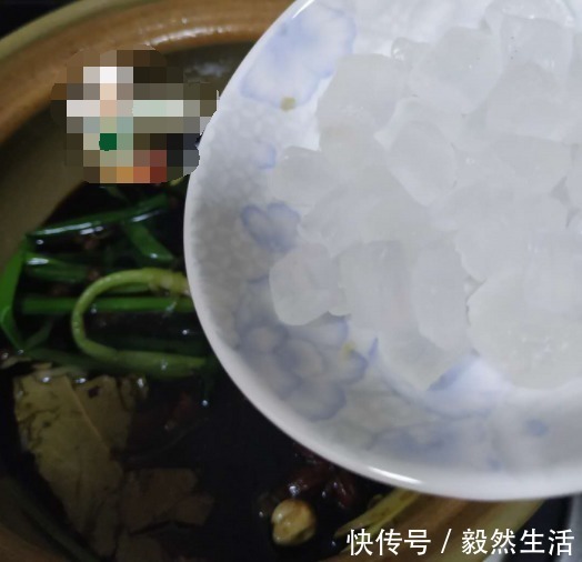 猪舌|下酒最馋它,倒半瓶酱油,不加一滴水,越焖越香,馋到流口水