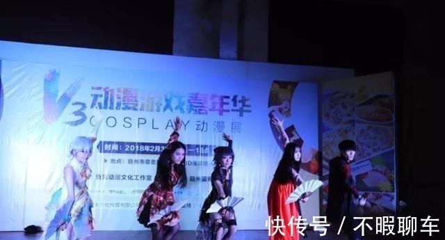 男扮女装|靠化妆以假乱真,16岁高中生“男扮女装”,网友:是心动的感觉