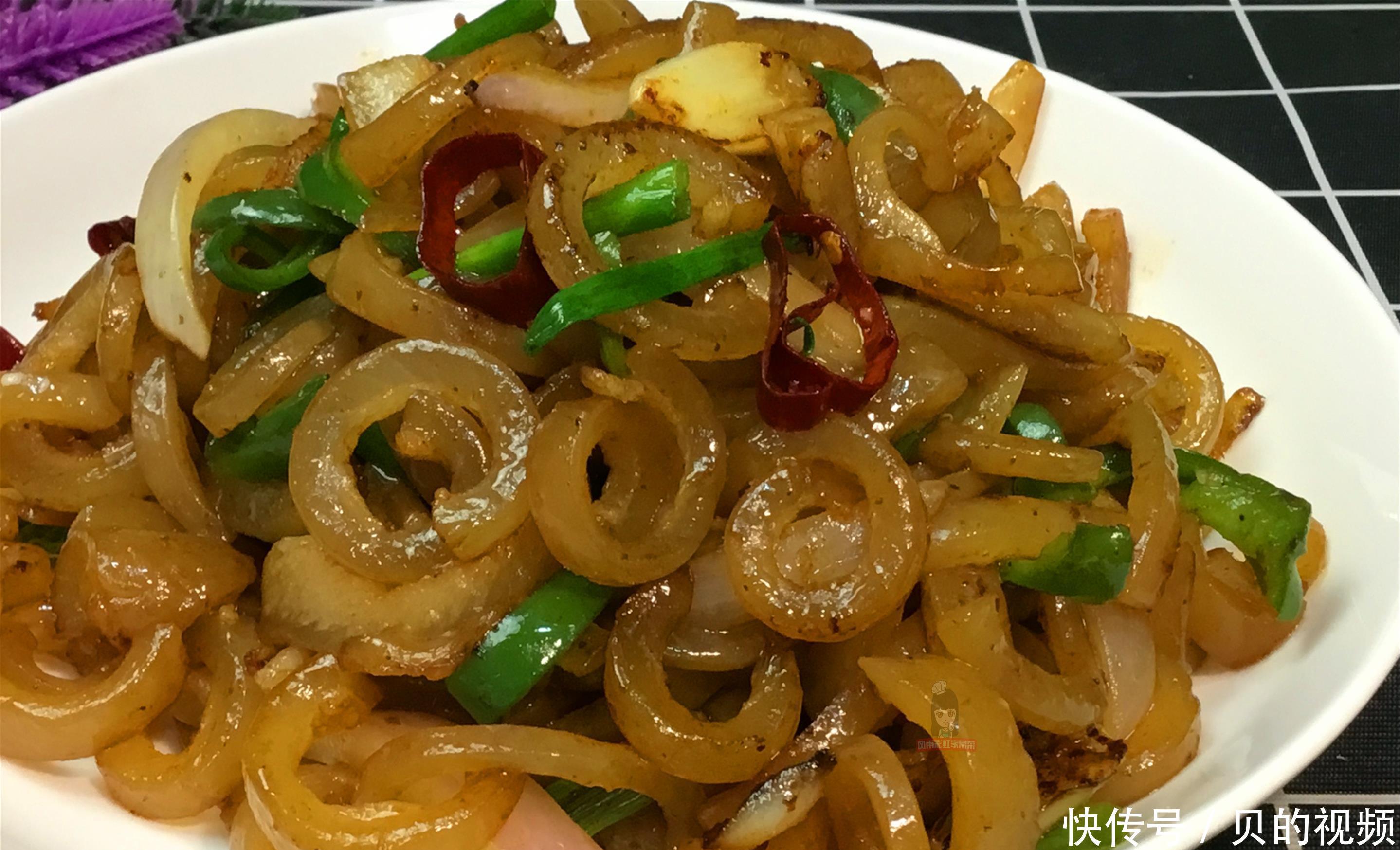  好吃|猪皮的做法太好吃了，口感爽滑，美味香辣，好吃又解馋