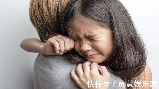 依赖感|为什么孩子被吼完后,依旧会“不计前嫌”粘妈妈原因并非不记仇