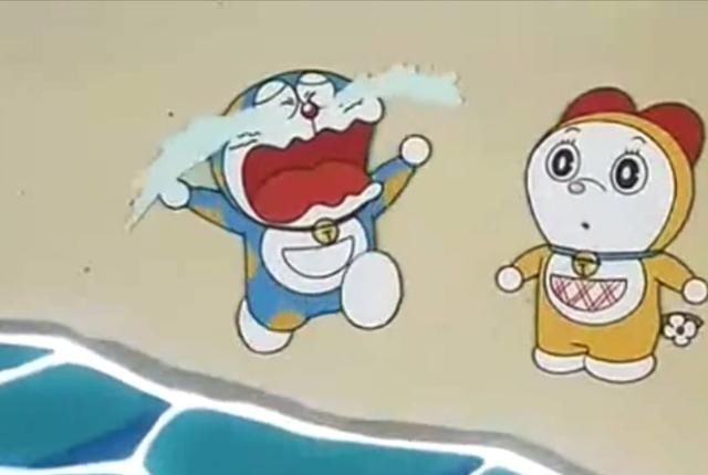 耳朵|原来哆啦A梦一出生并不是蓝色,变色过程也太惨了