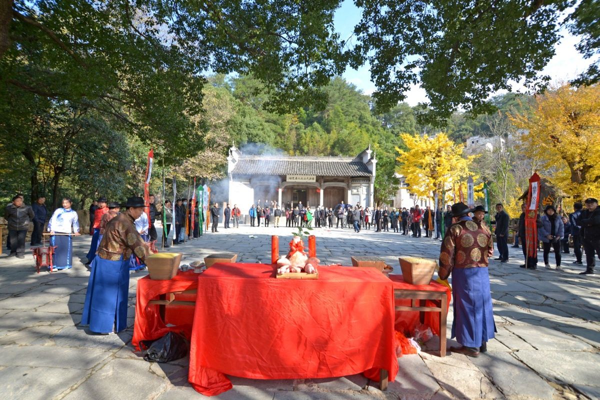  盛大|晒秋人家“枫景”正好 一场盛大的民俗盛宴在此上演