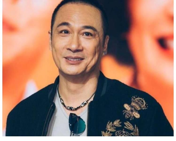 吴镇宇在《追光吧!》节目中,解释他为什么喜欢“打坐”