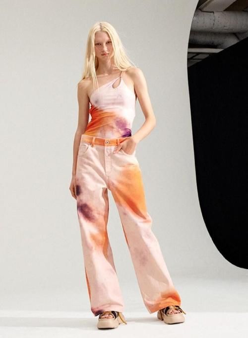 春天告别五彩斑斓的黑，渐变色才是正确打开方式，明媚又甜美