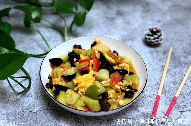 晒晒我家一周的菜谱,有肉有菜,朋友纷纷点赞,却不敢和我做邻居