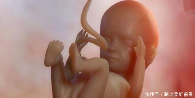 孕期|“母子连心”，孕妈翻身胎儿也跟着翻身吗答案并非是你想的那样