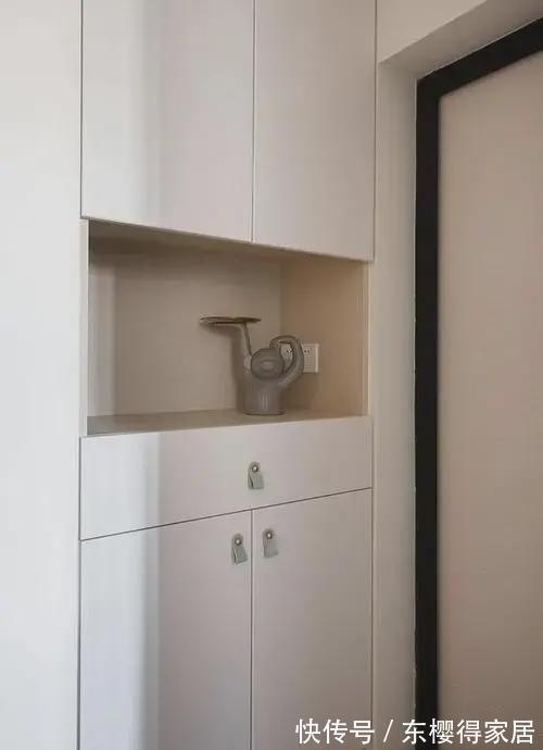 玄关柜|门后2㎡地也不要放过,想法子用来置物,聪明人都这样设计了