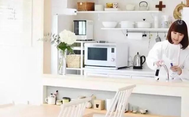 空间|如果房子不大,这些地方建议尽量利用好,很多人不懂,空间白浪费