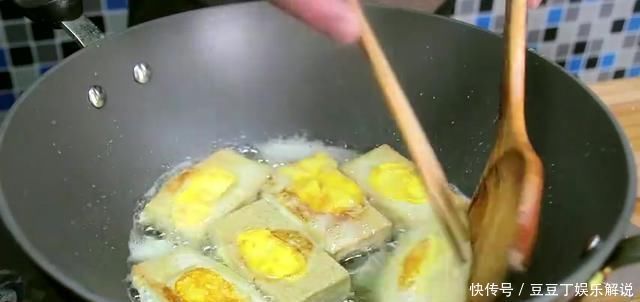 豆腐最好吃的做法,加3个鸡蛋,比麻婆豆腐还好吃,家里人都爱吃