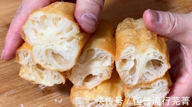 一斤面粉7两水，教你一个炸油条配方，学会都可以开店，别错过！