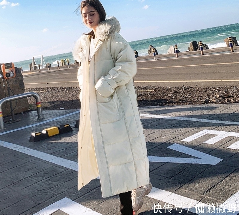 买下|再三建议:羽绒服就买下图这些款式,抗寒又有女人味,关键贼洋气
