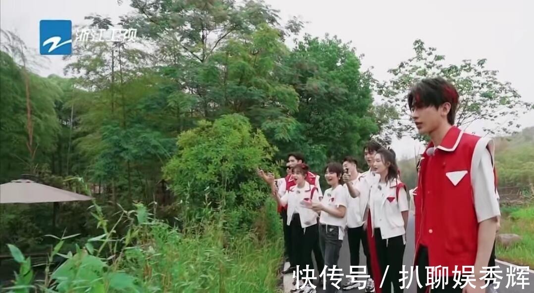 自拍器|要不是蔡徐坤,或許這期的《跑男》口碑能更好