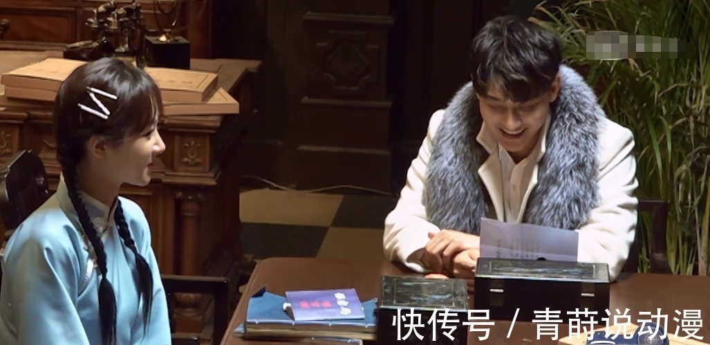 黄子瑶|杨紫缺席《萌探》录制,黄子韬晒合照发文,关系好坏一看便知