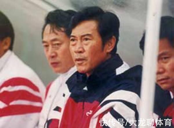 40强赛|李铁离开已成定局，国足的选帅不要再折腾，同样的错误不要再犯了