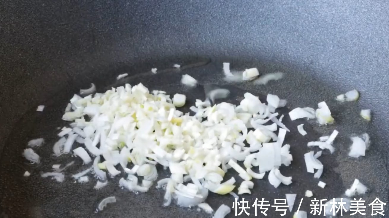 酥脆|粉条不要炖着吃了，咱们换个新吃法，一口酥脆，一碗下去真舒坦