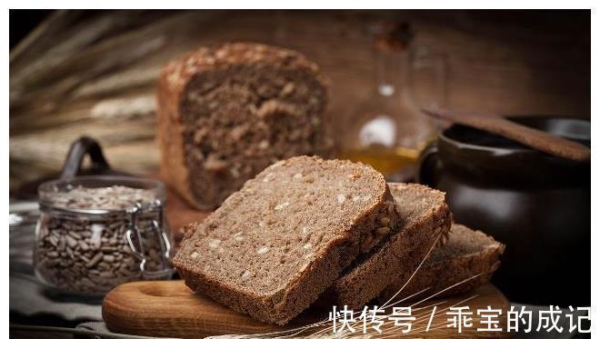 排便|晚上不吃米饭，吃这3种食物，助赘肉悄悄掉，早上排便或许更准时