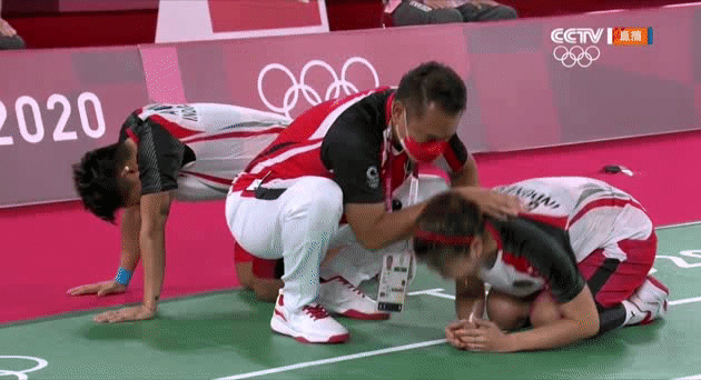 亚当斯|这一刻,无关输赢,却令人热血沸腾