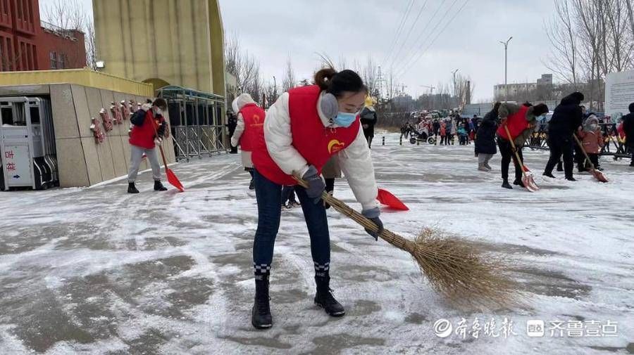 情报站|安全暖人心，东昌府区实验幼儿园教师齐上阵扫雪保畅