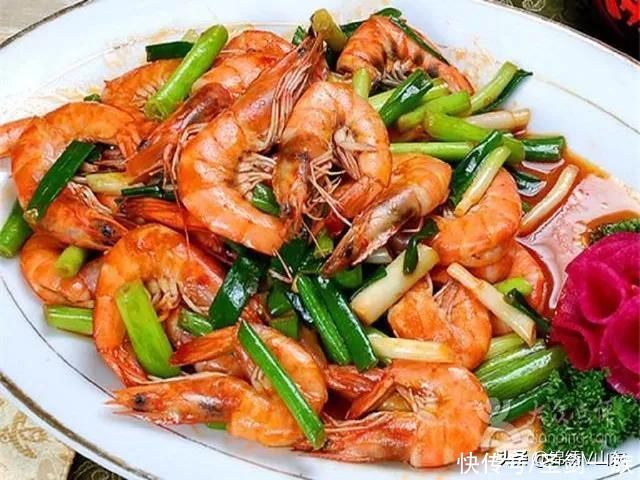 朋友|朋友聚餐来家里吃饭，做了这12道菜，全部都光盘，朋友让我去开店