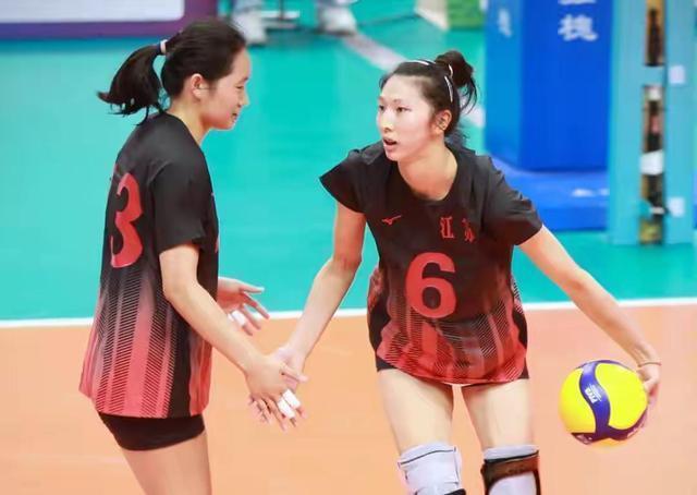 江苏青年队|8连胜横扫排坛!女排新黄金一代横空出世,3大超新星或成朱婷帮手
