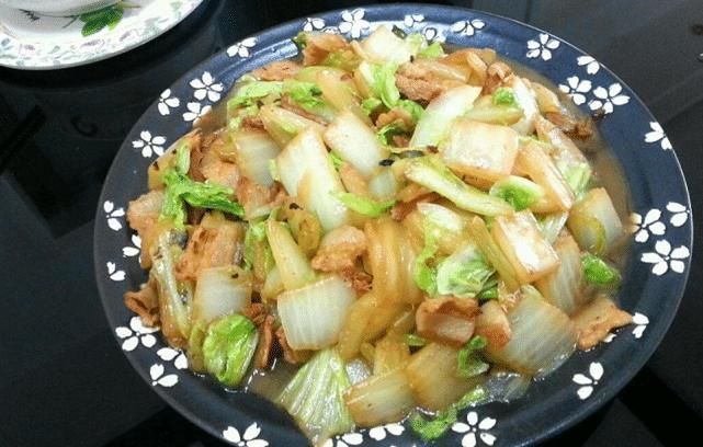 为什么专家建议白菜要少吃,最好是不要吃看完很是受益