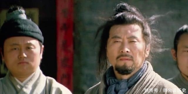 水浒传中,梁山和梁山外排名前十的高手,分别都有谁?