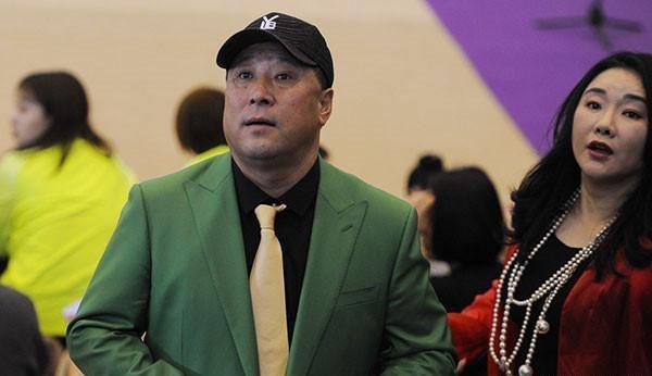 國羽|國羽名將李永波罕見亮相，56歲發(fā)福嚴(yán)重，下課4年生活愜意