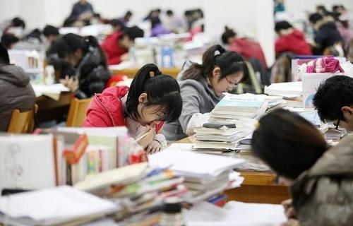 100以内质数表，强行背诵太辛苦，何不学会方法自己推导一遍