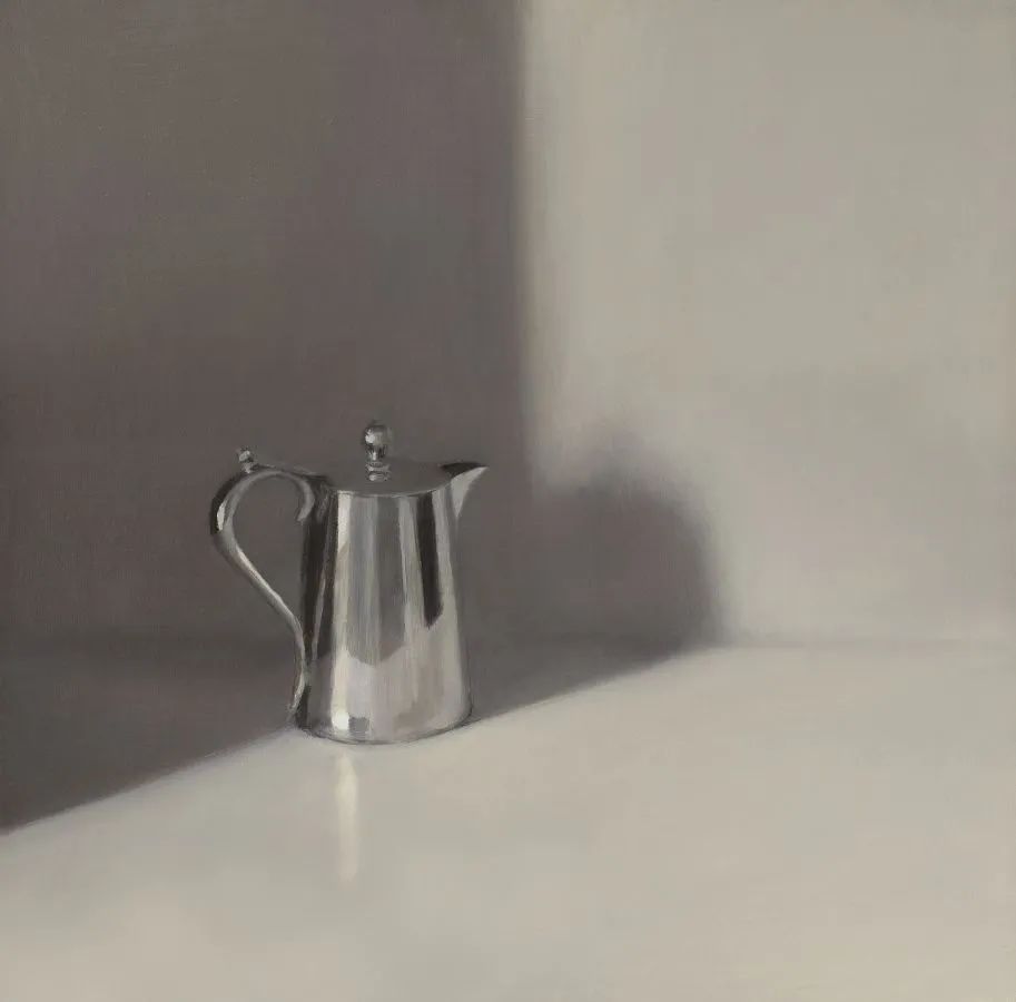 孤独感#柔和的光影和质感,她的静物画散发着一种孤独感!