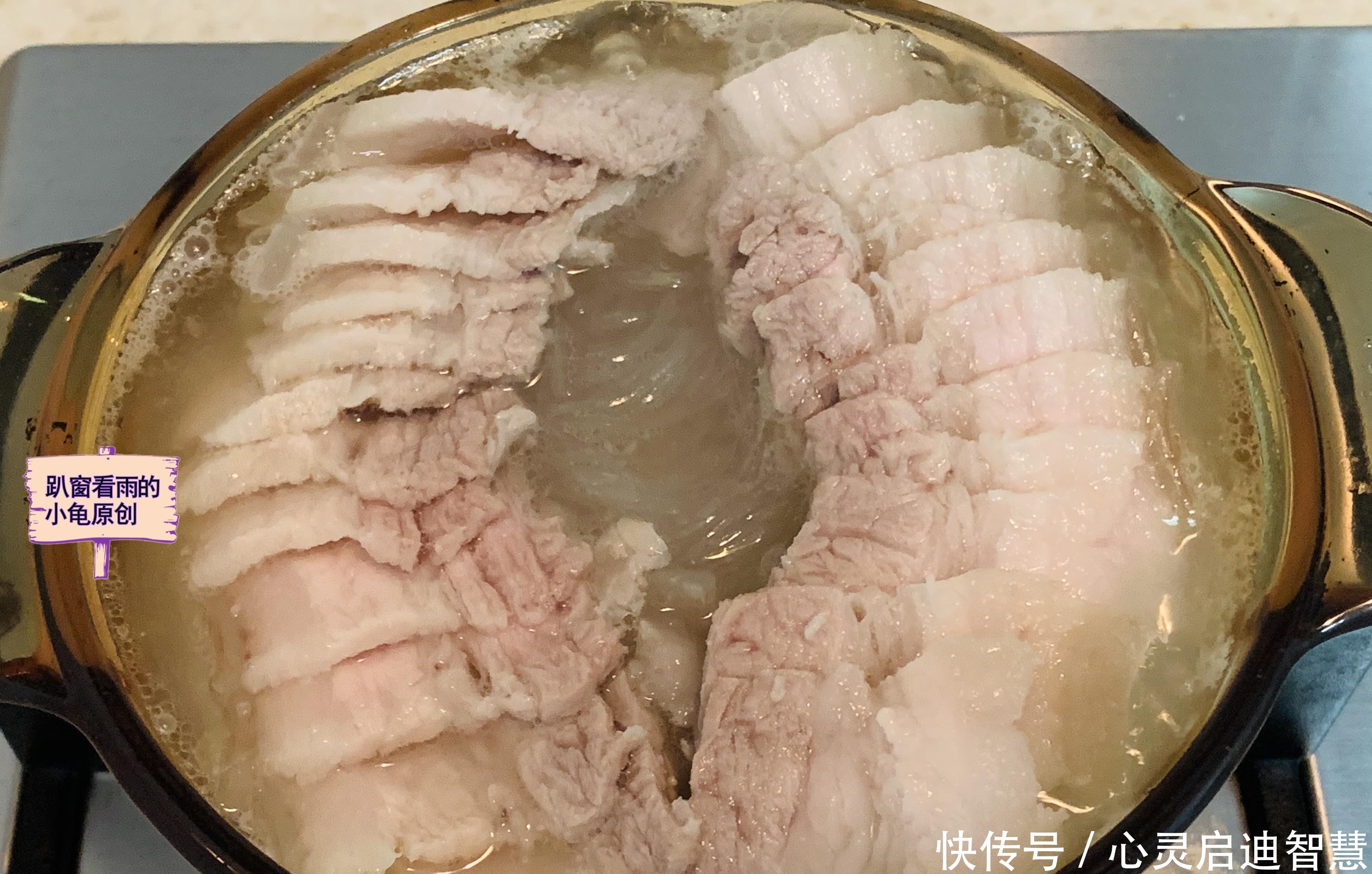 家常制作酸菜白肉，怎样才能酸爽开胃、肥而不腻? 3个窍门是关键