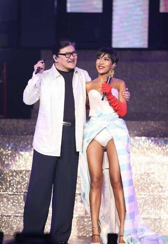 歌手2020|8年前袁婭維輸給吉克雋逸10票,8年后袁婭維輸給吉克雋逸62票