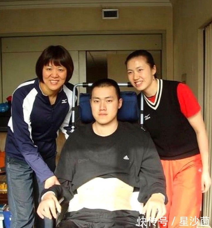 汤淼|“女排”周苏红,照顾瘫痪丈夫5年后,为何突然改嫁大9岁富商?