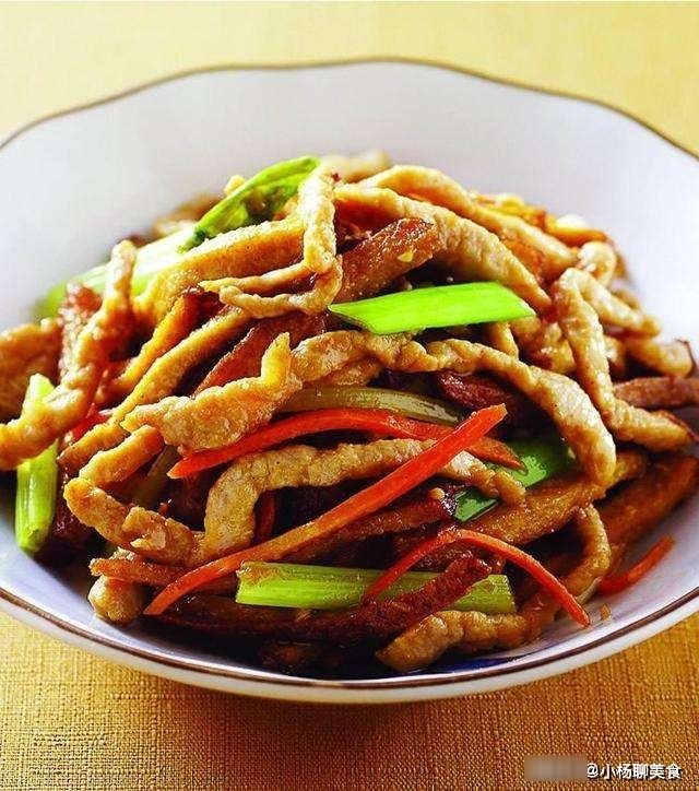 美味|爱上猪肉的此种美味做法，营养鲜香，脆嫩爽口，全家人抢着吃