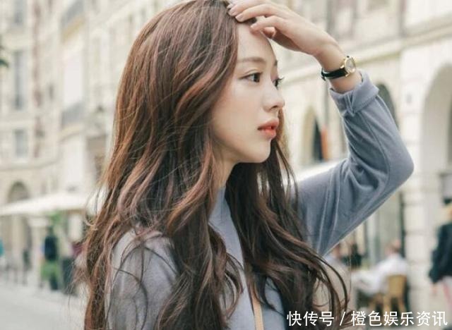 莉莎|“羊毛卷”已过时,流行这种“梅花卷”,减龄洋气