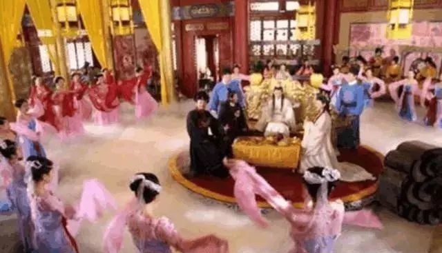  内容|明朝皇帝圣旨，流落到美国民间，圣旨上的内容，让专家不知所措