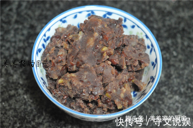 玉米面|家里有玉米面的试试此做法，细腻蓬松，口感香甜，比肉包子香