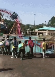 |搞笑GIF:结婚十五年没洗过 是时候该洗洗床单了