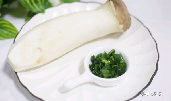 做菜时，“蚝油”什么时候放才对？大厨：弄错了口味就变了