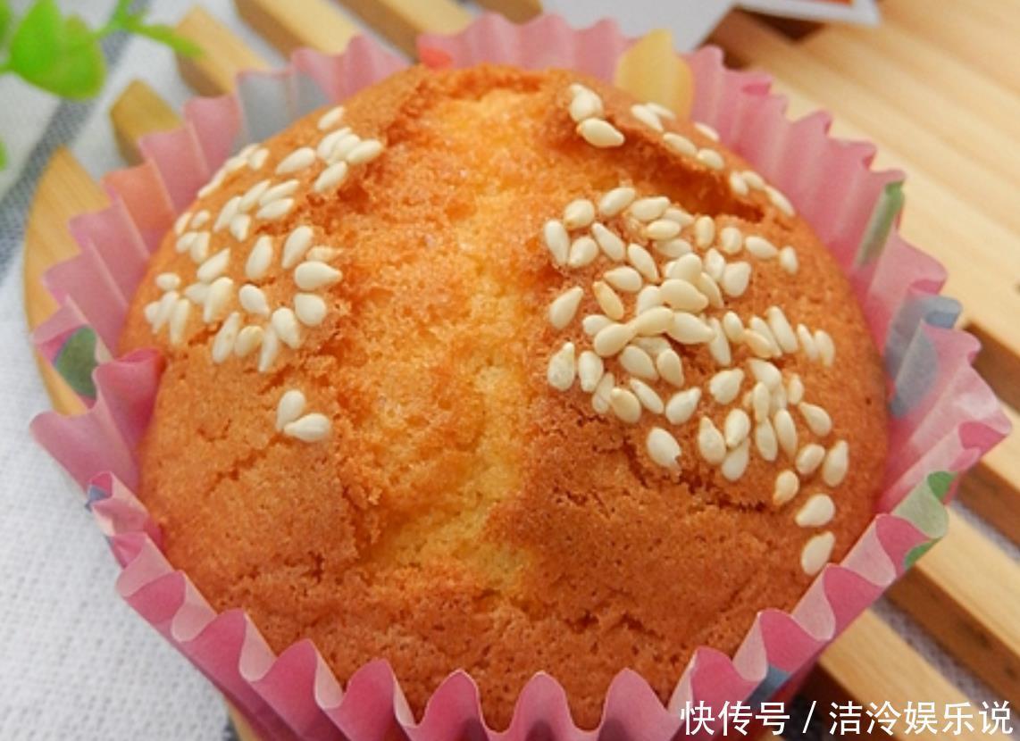 教你做|简单3步教你做老式鸡蛋糕,蛋清蛋黄不用分离,做法超简单