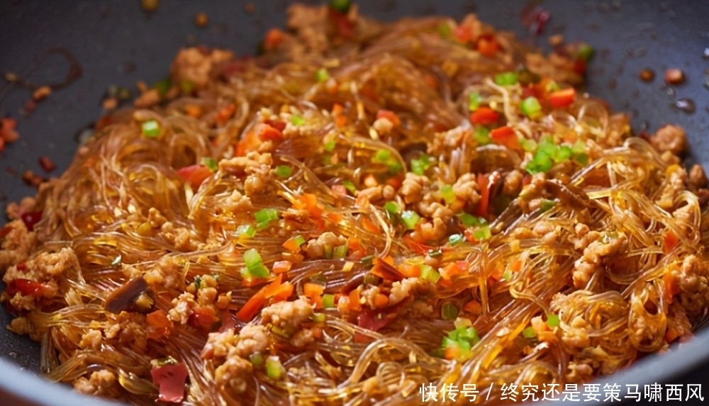 炒粉丝,焯水下锅炒是大忌!多加一步,粉丝根根分明,不坨还顺滑