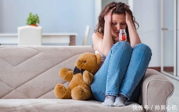 抑郁症患者|抑郁症通常有这7个特征，若占3个，当心抑郁症已“缠上”你