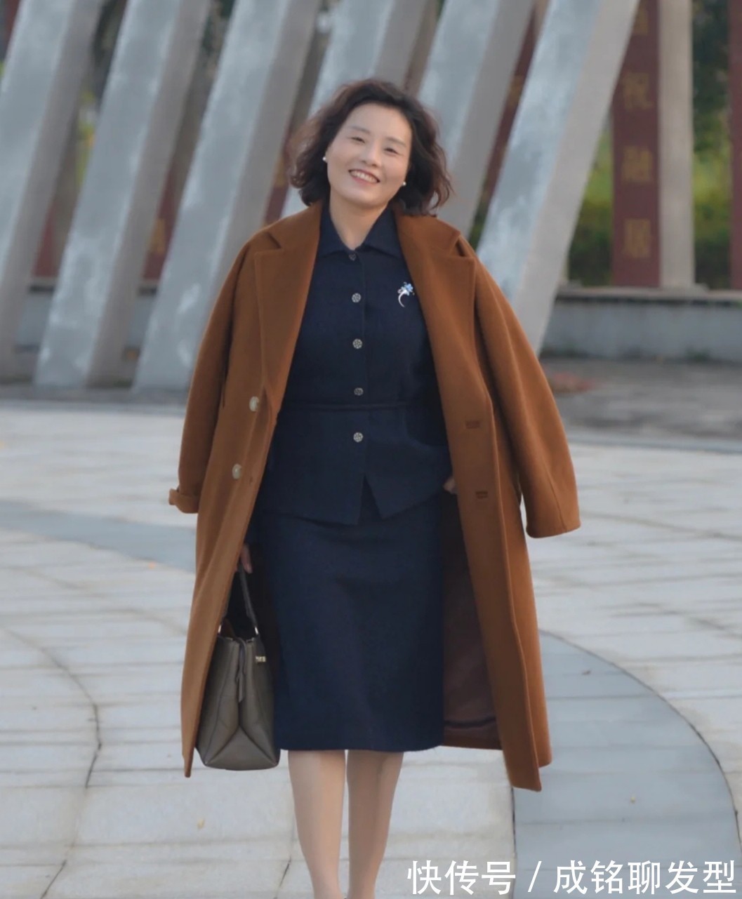 一衣|50岁而不老,这位素人姐姐的穿搭法,真实自然不装嫩,保暖又百搭