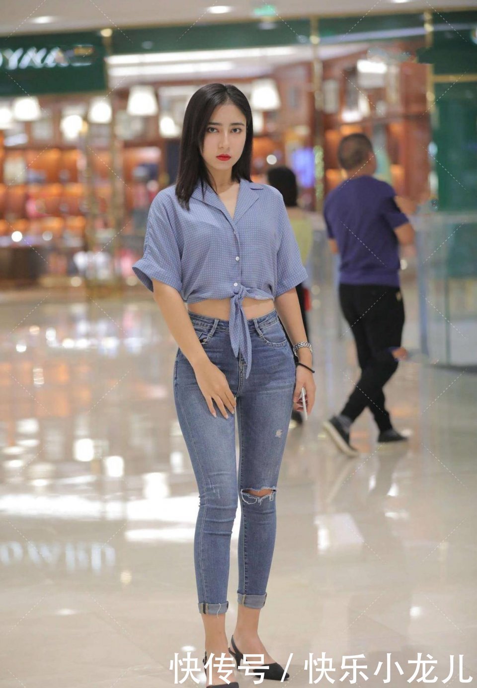 高跟鞋|接头偶遇温柔甜美的美女,是你的理想型吗?50万彩礼准备好了没