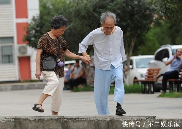  大脑已经开始出现|非常火的痴呆测试：3道题能测出患痴呆的可能性，家里老人都试试