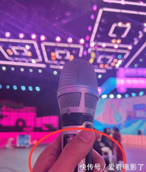 《你好星期六》正式开播,何炅配合宣传尽显落寞,谢娜吴昕均沉默!