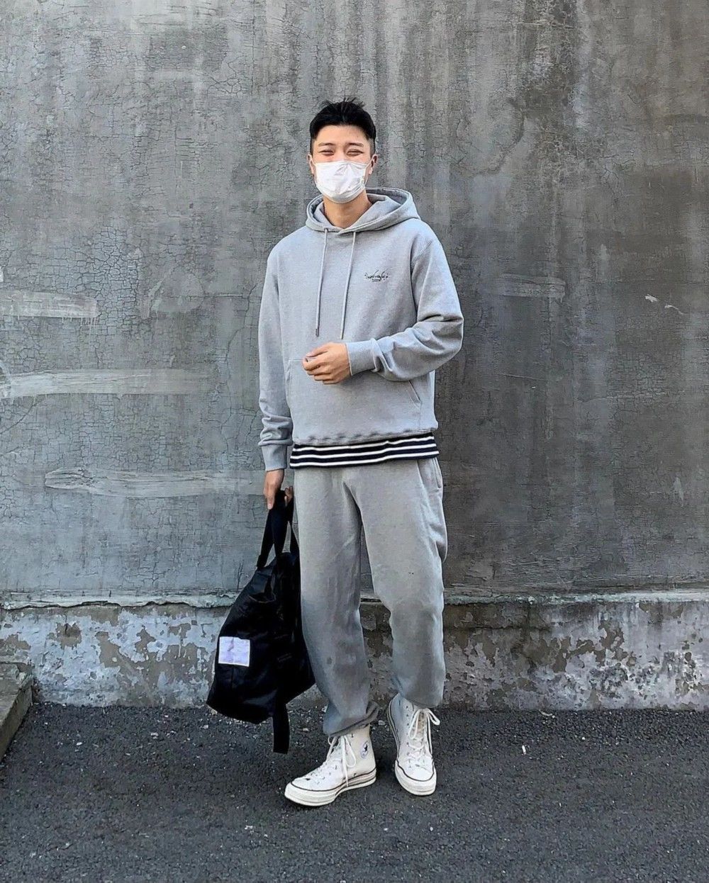 今夏令人上瘾的“校服”套装