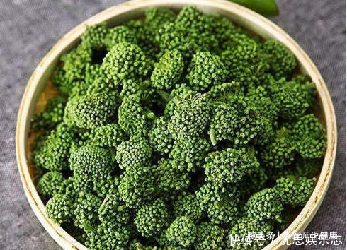 春冬|人到中年,推荐常吃三种食物,排毒养颜,增强体质